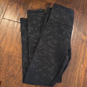 Zyia Black Camo Active Leggings - Stretch Performance Bottoms
